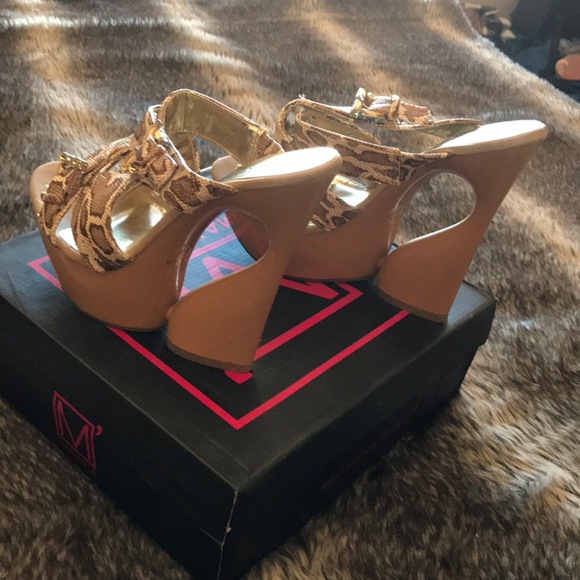 Women heels - Picture 4 of 5